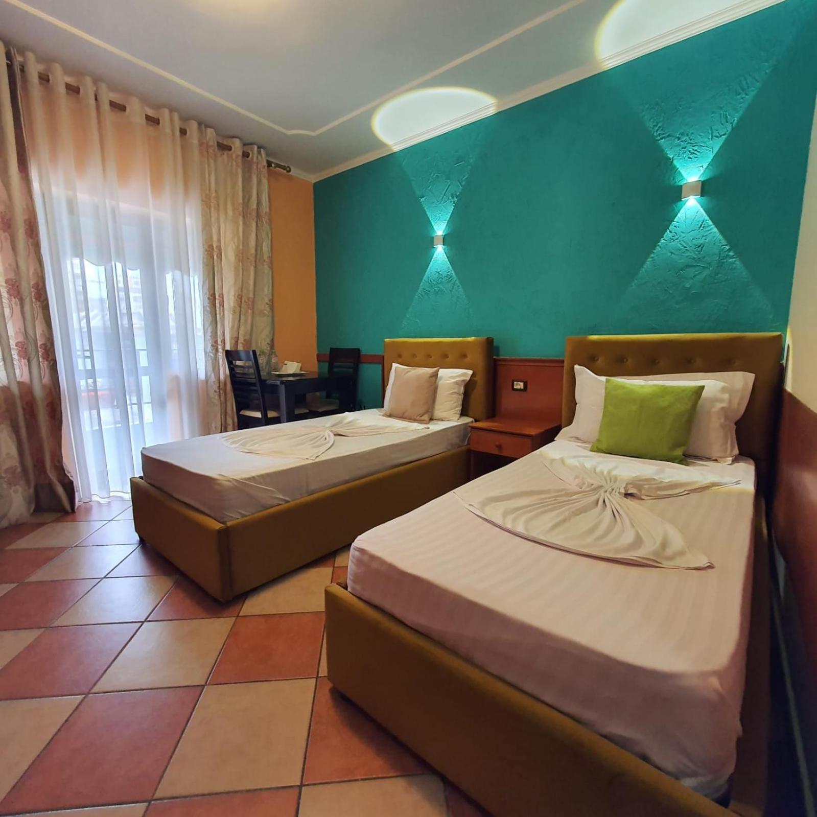 Quick Stop Hotel Tirana Zewnętrze zdjęcie