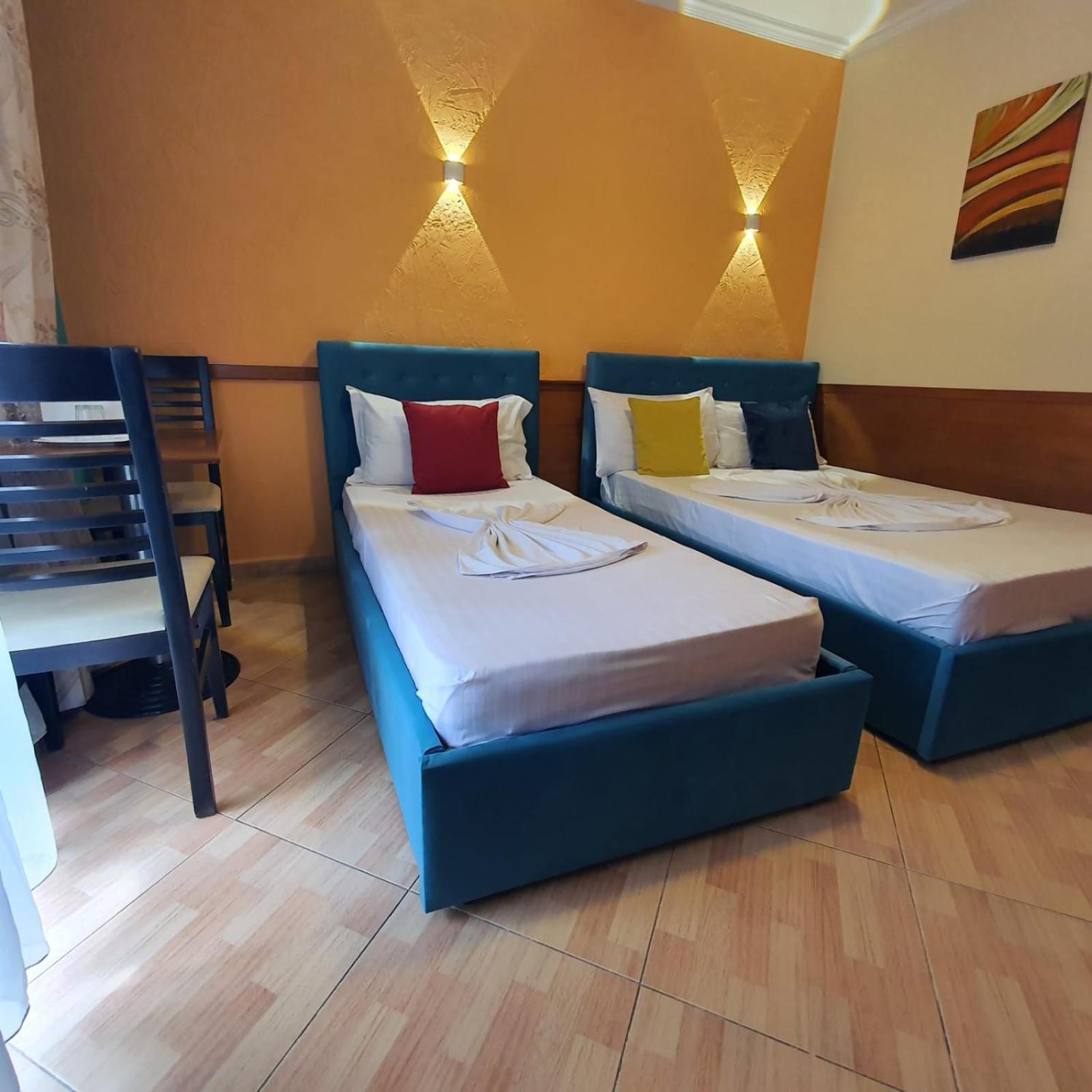 Quick Stop Hotel Tirana Zewnętrze zdjęcie