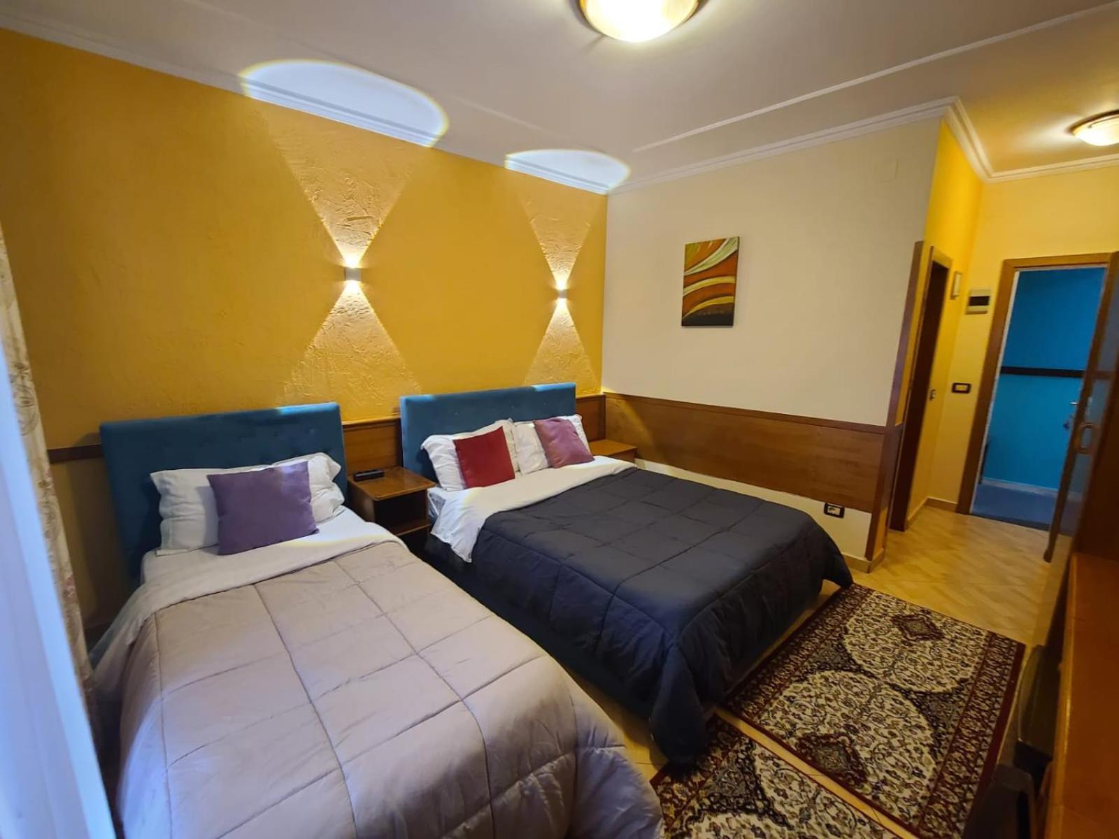 Quick Stop Hotel Tirana Zewnętrze zdjęcie